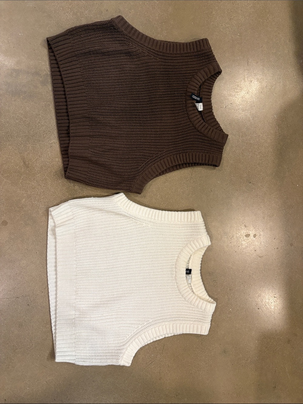 H&M Knit Sleeveless Vest Set in Brown & Cream